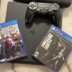 PlayStation 4 Slim