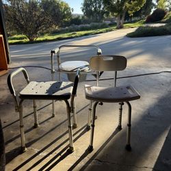 2 Shower Chairs Une Portable Toilet 