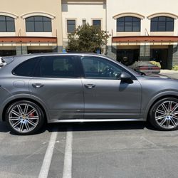 2013 Porsche Cayenne