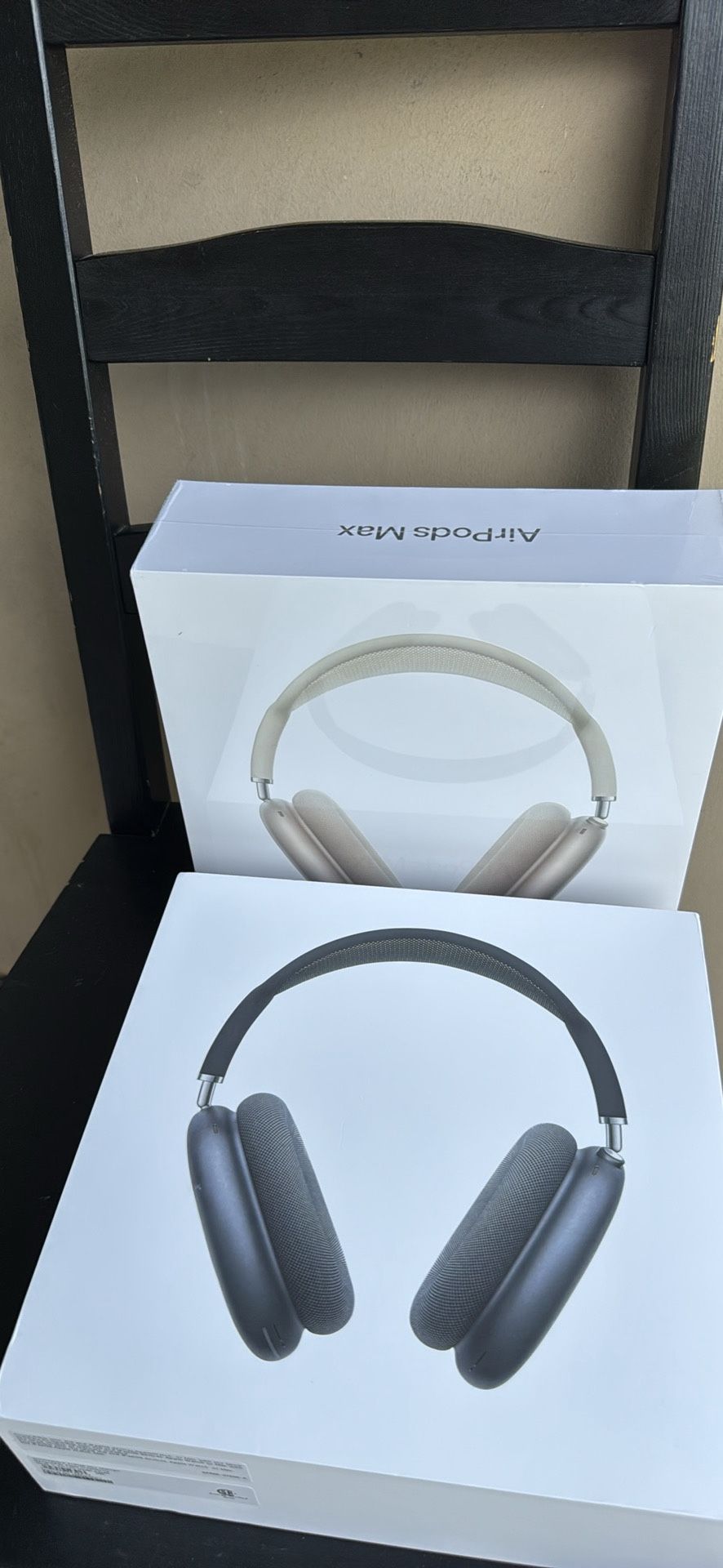 AirPods Max 2nd Generation USB-C Starlight