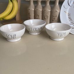 Rae Dunn 3 Piece Bowl Set