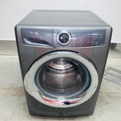 Electrolux washing machine in very perfect condition a receipt for 60 days warranty