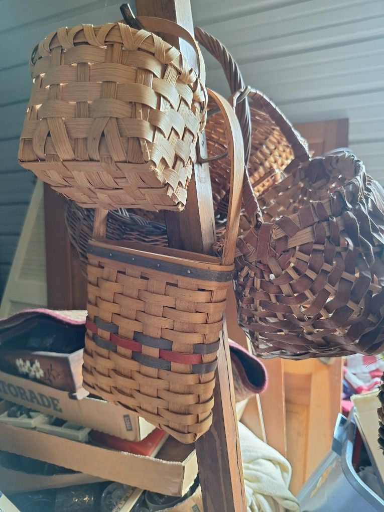 Vtg Wicker Baskets