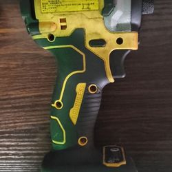 DEWALT ATOMIC 20V MAX 1/4" Brushless Cordless 3-Speed Impact Driver.