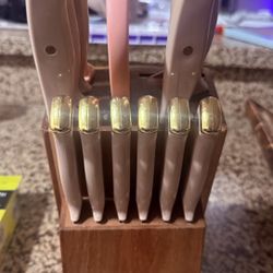 Pink Kitchen knife set 