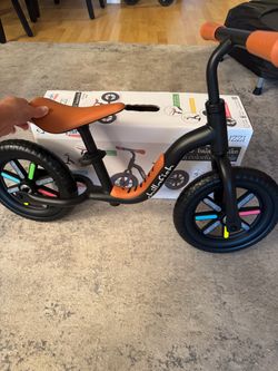 10" Chillafish Buzzi Balance Bike for Kids 1.5 Years and Older, Lightweight Toddler Bike, Black