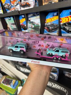M2 ford ranger and bronco hauler set diecast