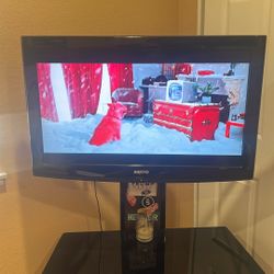 SANYO 32” FLAT 1080p HDMI LED with ROKU
