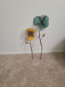 Set Of Two Metal Flower