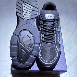 NEED GONE!!! Dior B30s