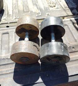 Dumbbells 2x100lbs