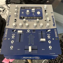 Numark DXM06 DJ Mixer