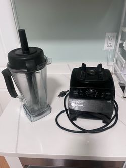 Vitamix 5200 Blender with
