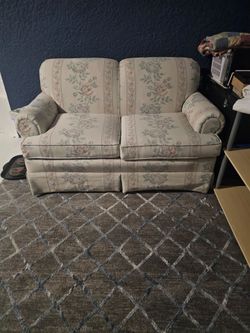 Love seat