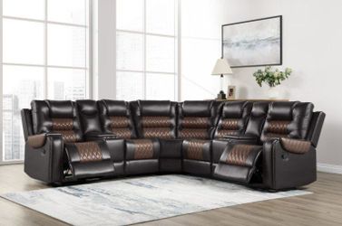 Luxurious Sectional with Power Ports & Recliners – Stylish & Functional