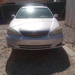 03 Toyota Camry LE