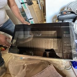 Brand New Amana Over-the-Range Microwave AMV2307PFB07 Black 