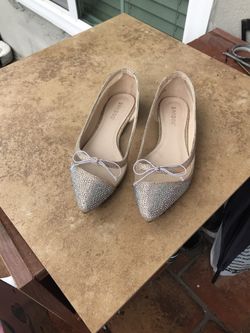 Women's shoes us size 5.5
