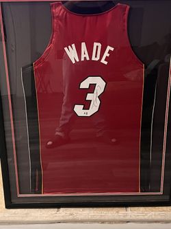 Signed Miami Heat Jersey Dwayne Wade