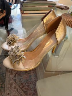 Gold Open-Toe Heels with Floral Detail