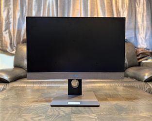 Touchscreen DELL Optiplex 7780 AIO 27” Core i5 10th gen 16GB RAM 512GB SSD 4GB GPU Windows 11 desktop computer