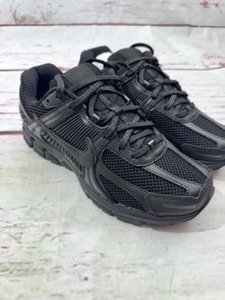 Nike Air Zoom Vomero 5 Triple Black Mesh Low Top Sneaker Men's SZ 8.5 BV1358-003