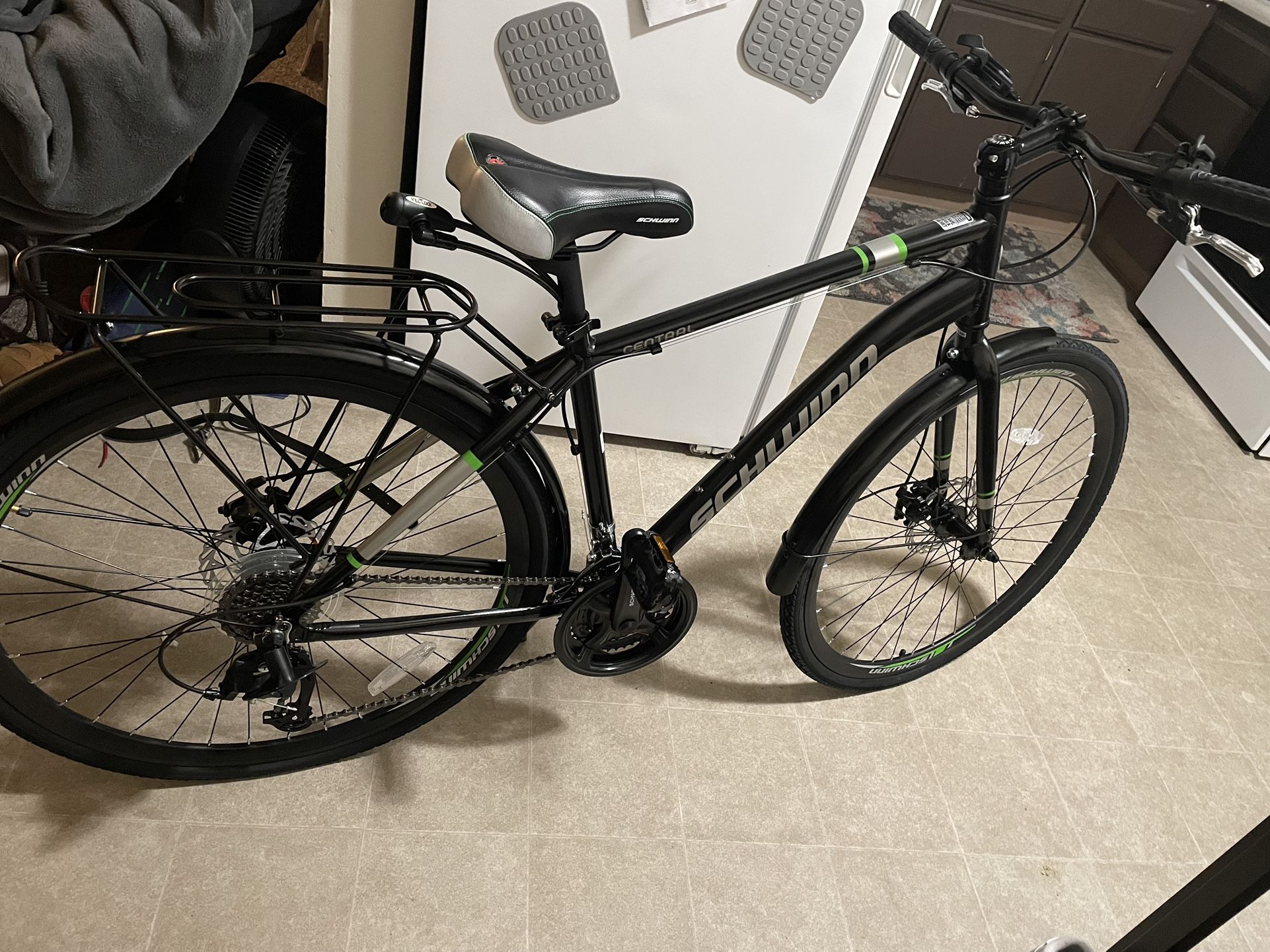 Schwinn Mens Commuter Bike 