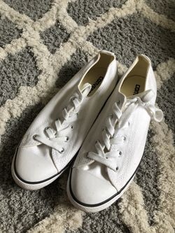 Size 9 converse worn one time women’s