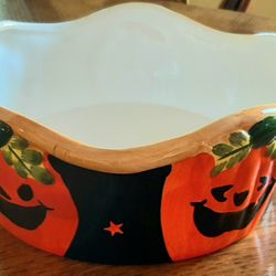HALLOWEEN JACK-O-LANTERN CERAMIC BOWL IN PERFECT CONDITION 