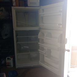 Whirlpool Frige