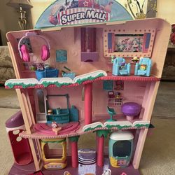 Shopkins Super Mall With Some Shopkins