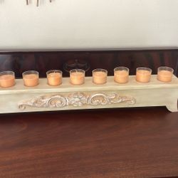 Candle holder with votive candles