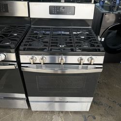 GE Stainless Steel 5 Burner Range Stove 