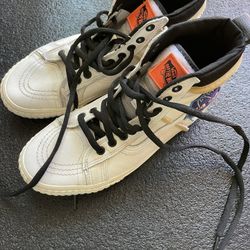 M9 W10.5- VANS NASA x Sk8- 46 MTE DX High Space Voyager Tr White/ Marshmallow