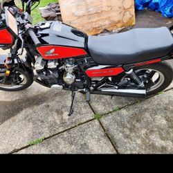 1985 Honda Nighthawk 700 S 