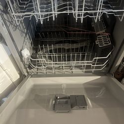 Dishwasher 