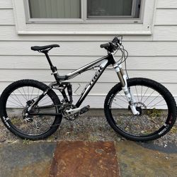 Trek EX8 Full Suspension Mountain Bike  