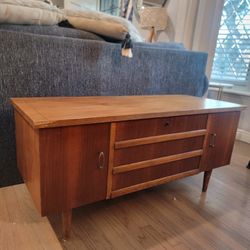 Virginia Maid Cedar Chest 
