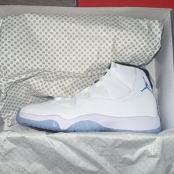 Air Jordan Legend Blue