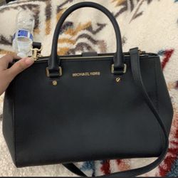 Michael Kors Sutton 