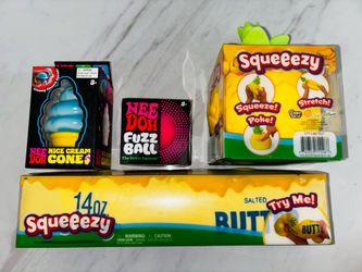 Needoh and Squeezy Toys Nice cream cone fuzz ball color change