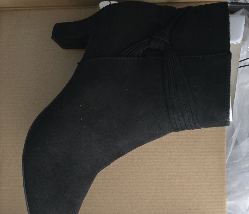 Women's Boot's Size 8 New