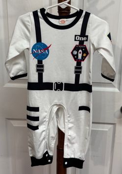 Baby Astronaut Costume Fits 3-6  months just $5