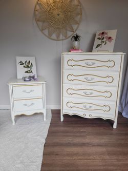 Dresser & Nightstand Bedroom Set