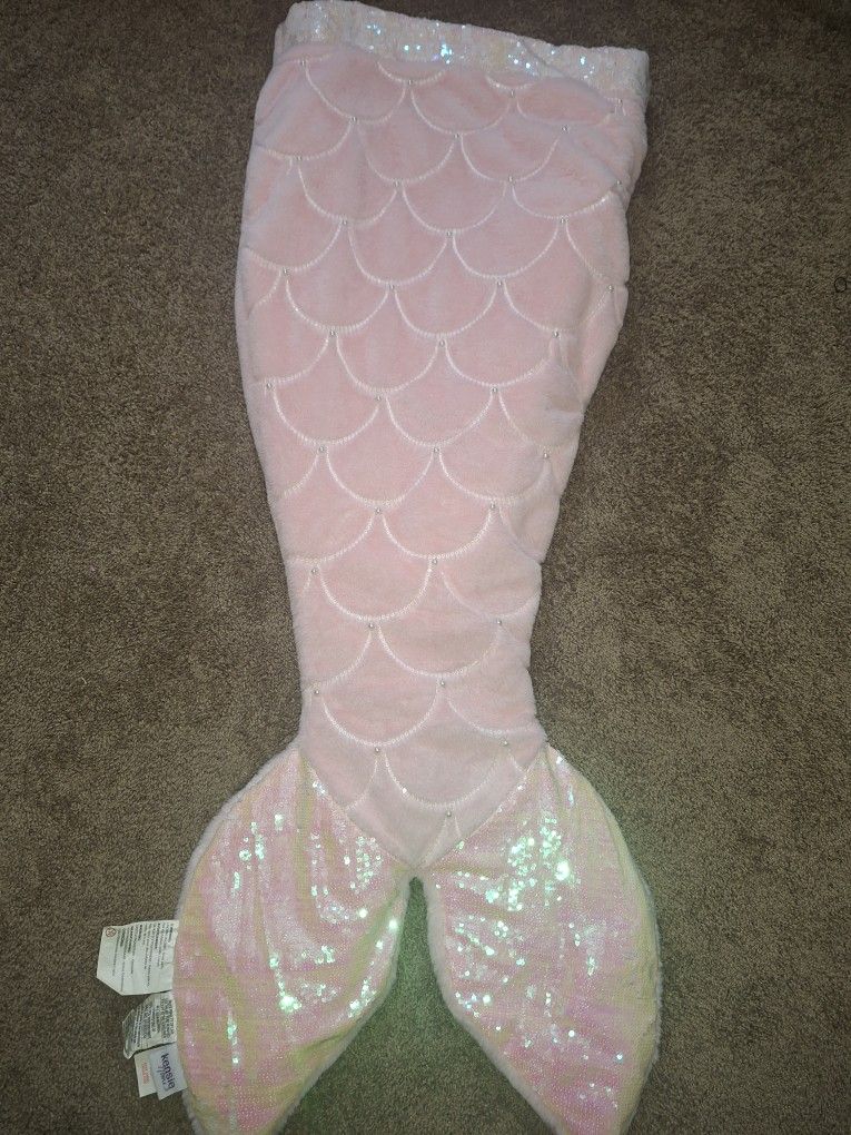 Kids Mermaid Tail Blanket