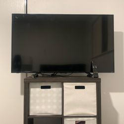 Sharp 45” Flat Screen TV – Works Perfect