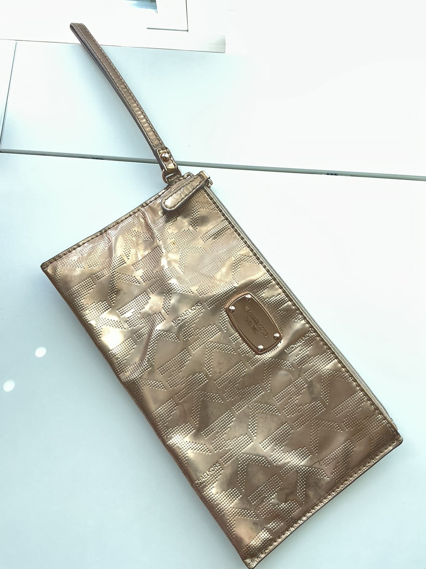 Gold Designer Wristlet Clutch Michael Kors