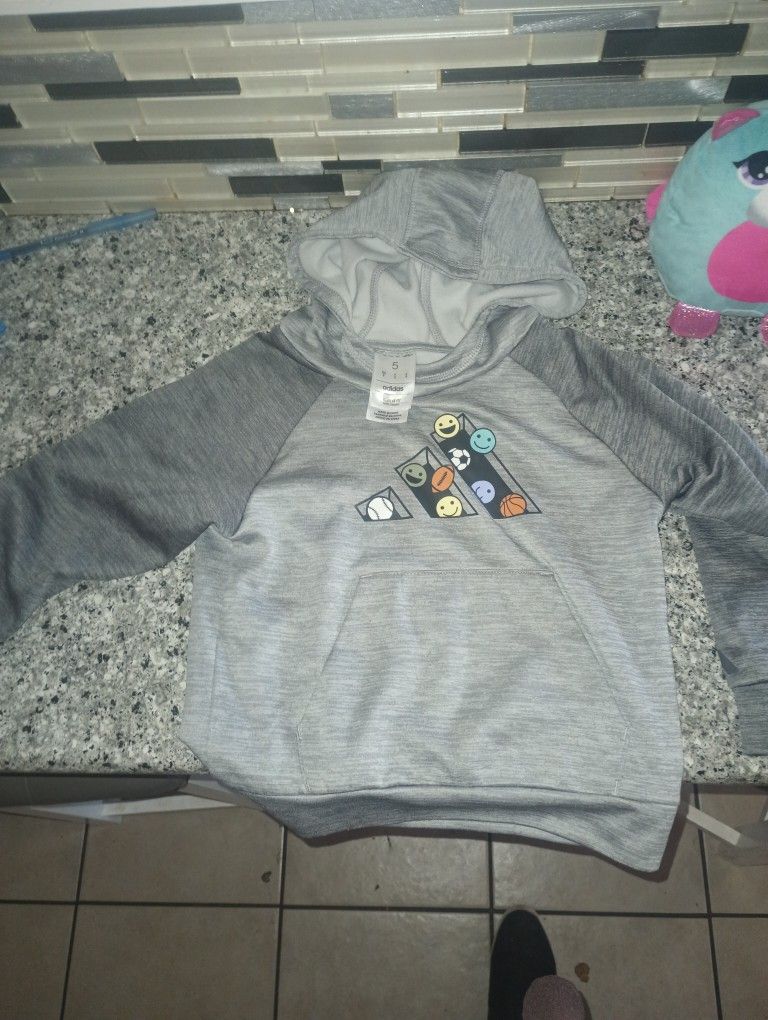 Adidas Boy Regular Fit Sweatshirt Size 5