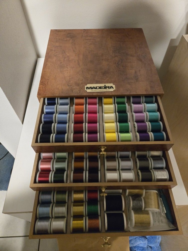 Madeira Thread Treasure Chest 230 Rayon Spools Germany 3 Drawer Wood Chest
