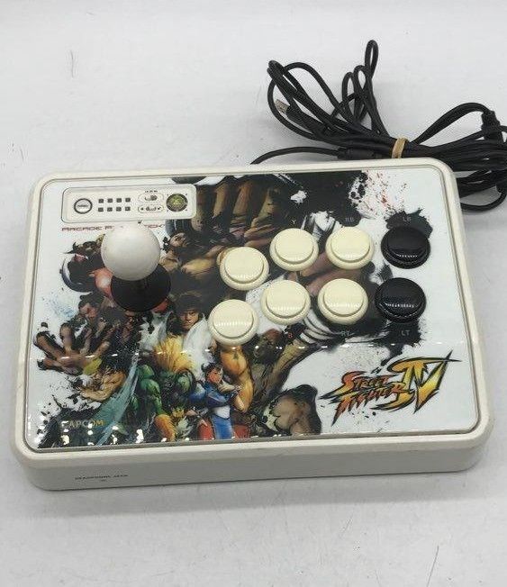 Street Fighter IV Arcade Fight Stick Mad Catz XBOX 360 Capcom